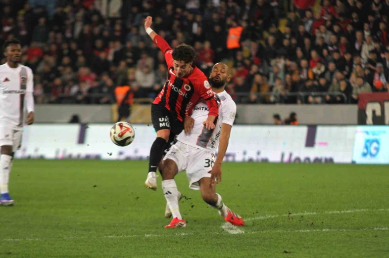 Trendyol Süper Lig: Gençlerbirliği: 2 - Gaziantep FK: 1 (Maç sonucu) 
