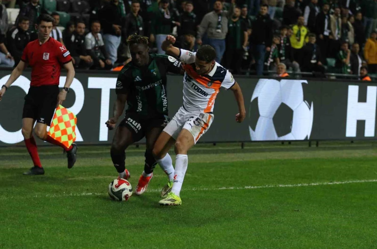 Trendyol Süper Lig: Kocaelispor: 0 - Başakşehir: 0 (Maç Sonucu) 