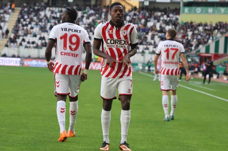 Trendyol Süper Lig: Konyaspor: 0 - Samsunspor: 2 (İlk yarı) 