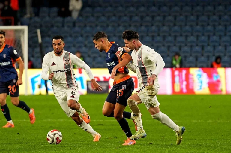 Trendyol Süper Lig: RAMS Başakşehir: 5 - Gaziantep FK: 1 (Maç sonucu) 