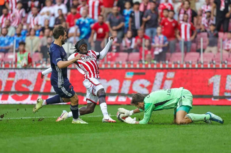 Trendyol Süper Lig: Samsunspor: 1 - Antalyaspor: 2 (Maç sonucu) 