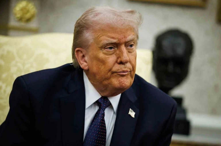 Trump: "ABD, gerekirse Hürmüz Boğazı’ndan geçen tankerlere refakat etmeye başlayacaktır"