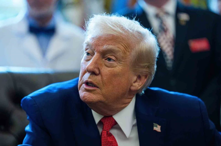 Trump: "Venezuela ile savaş ihtimalini dışlamıyorum"