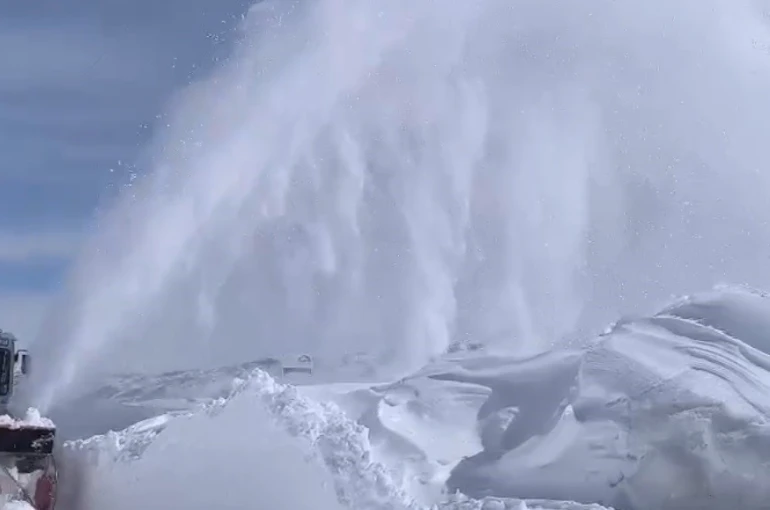 Tunceli’de 41 köy yolu açıldı, 17 köy yolunda çalışmalar sürüyor 