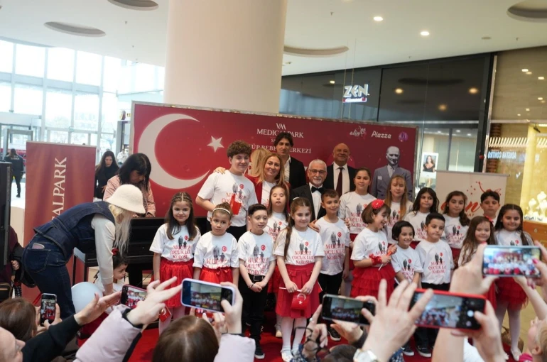 Tüp bebekle dünyaya gelen çocuklardan 23 Nisan konseri 