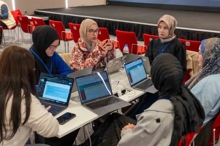 TÜRGEV’den üniversite gençliğine "Sağlıklı yaşam ile bağımsız kampüs" çalıştayı 