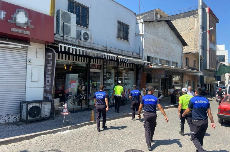 Turgutlu’da kaldırım işgali denetimi 