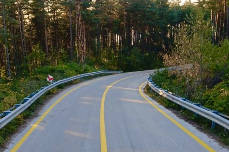 Turizm merkezlerinden Topuk Yaylası’nda yol çalışmaları tamamlandı 