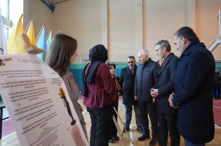 Türk destanlarının felsefi derinliği sergiye taşındı 