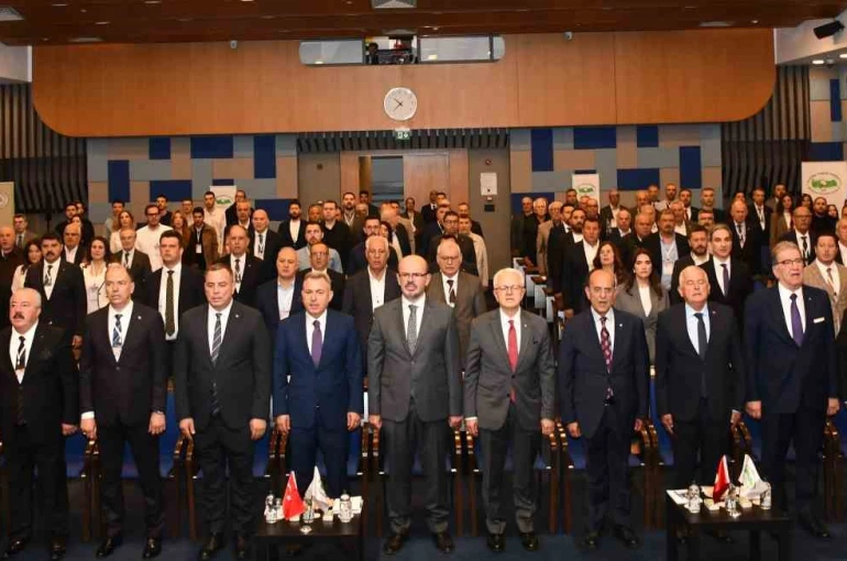 Türk pamuğunun geleceği masaya yatırıldı 