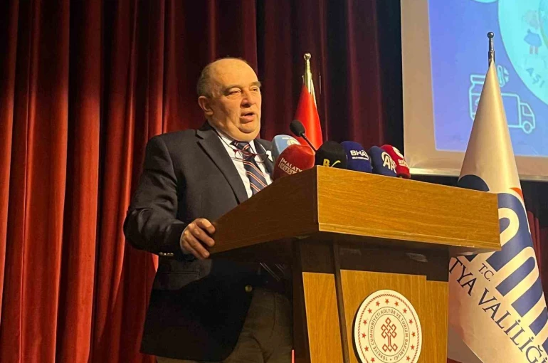 Türkiye Aşı Enstitüsü Başkanı Kara: "Covid aşıları kalp krizini tetiklemez" 