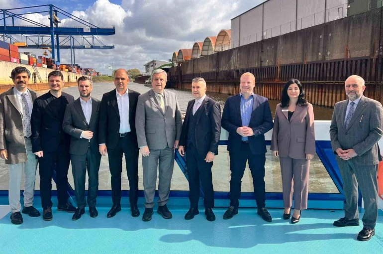 Türkiye lojistikte yeni oyun kuruyor: Mersin-Filyos-Rotterdam hattı 