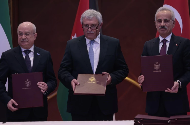 Türkiye-Suriye-Ürdün arasında ulaştırma iş birliği mutabakatı imzalandı