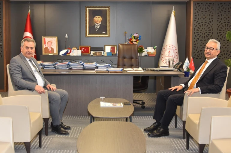 Türkiye Yüzyılı Maarif Modeli Kapsamındaki Dönüştürücü Öğretmen Eğitimleri Konya’da Başladı