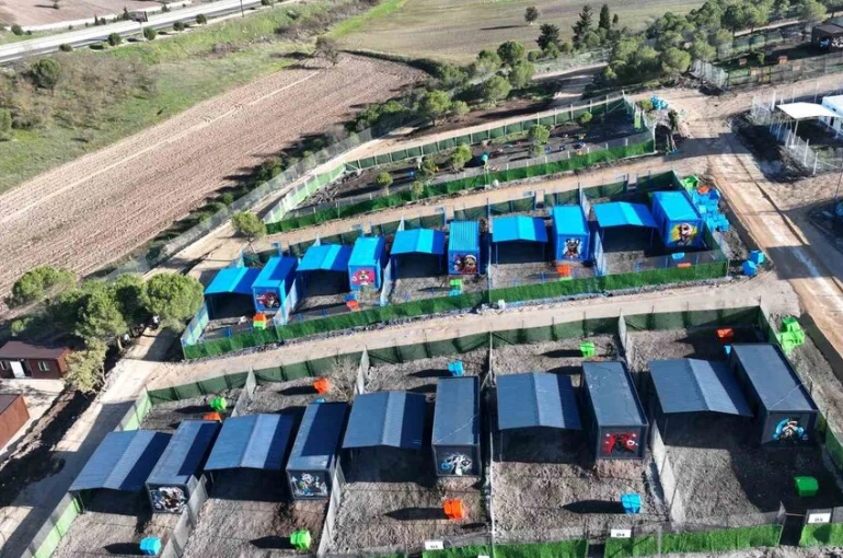 Türkiye’de ilk defa özel can dostlara sıcak yuva Balıkesir’de 