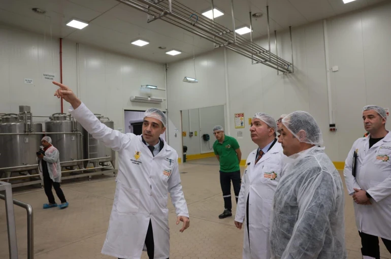 Türkiye’nin dört bir yanından gelen ballar Erzincan’da işleniyor 