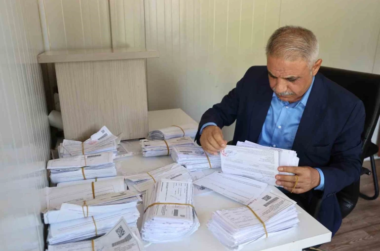 Türkiye’nin en büyük mahallesinin muhtarı, boşanma tebligatlarına dikkat çekti