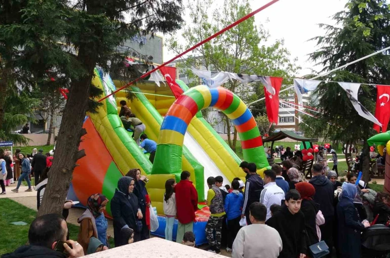 Tuzla İshakpaşa Parkı yenilenen yüzüyle hizmete açıldı 