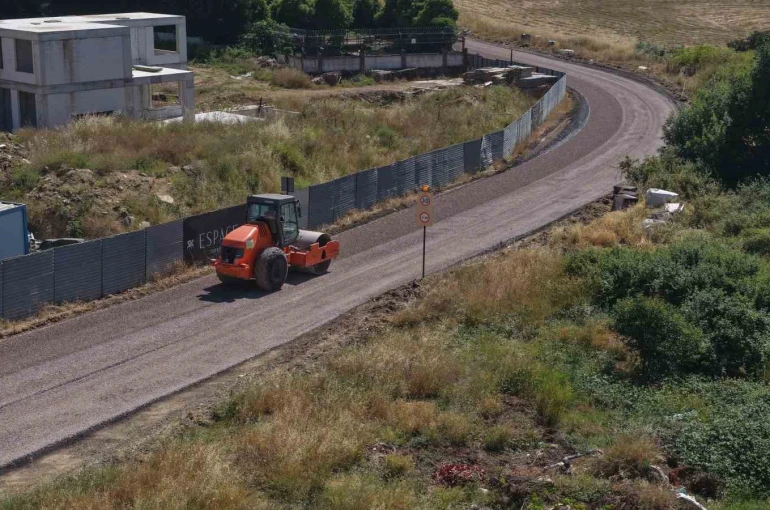 Tuzla’nın 10 yıllık asfalt sorunu çözülüyor