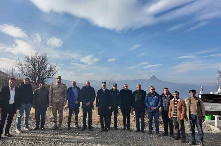 Tuzluca Kaymakamı Abdüllatif Yılmaz Hadımlı köyünde vatandaşlarla buluştu