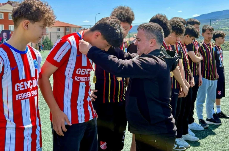 U15 Gençler Ligi tamamlandı, 1299 Bilecikspor şampiyon oldu 