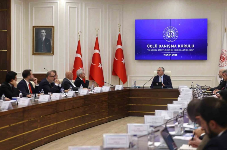 Üçlü Danışma Kurulu, "Sendikal Örgütlenmenin Yaygınlaştırılması" gündemiyle toplandı 