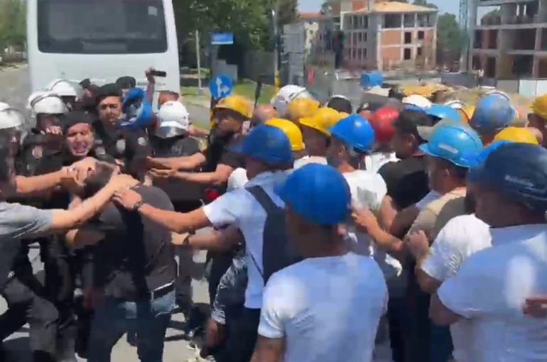 Ücretlerini alamadıklarını iddia eden madenciler, firmanın Tekirdağ’daki ofise yürüdü 