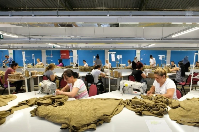 Ücretli çalışan sayısı yıllık yüzde 1,0 arttı 