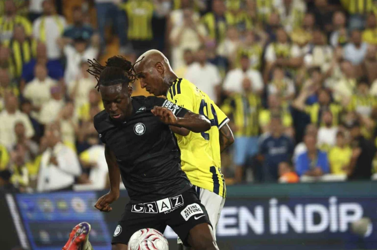 UEFA Şampiyonlar Ligi: Fenerbahçe: 2 - Sturm Graz: 0 (Maç sonucu)