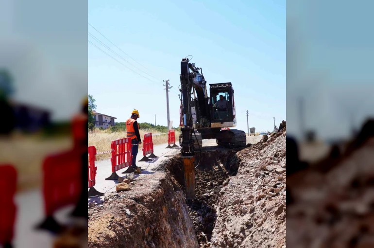 Ula’da kanalizasyon hattı bulunmayan bölgelere hat çalışması 