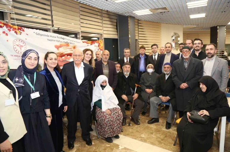 Ulu çınarlarla aynı sofrada anlamlı buluşma 