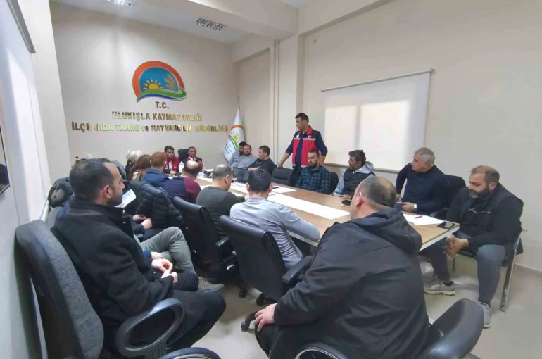 Ulukışla’da kanatlı hayvan ve yumurta üreticilerine eğitim