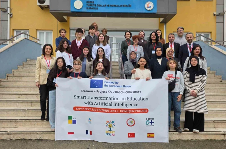 Uluslararası katılımlı yapay zeka atölyeleri düzenlendi