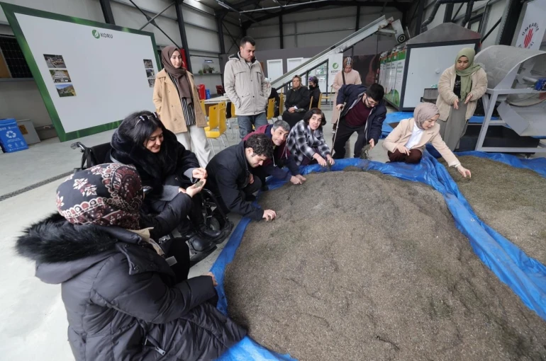 Ümraniye’den Orman Haftası’nda anlamlı etkinlik: Çocuklar tohum ekti 