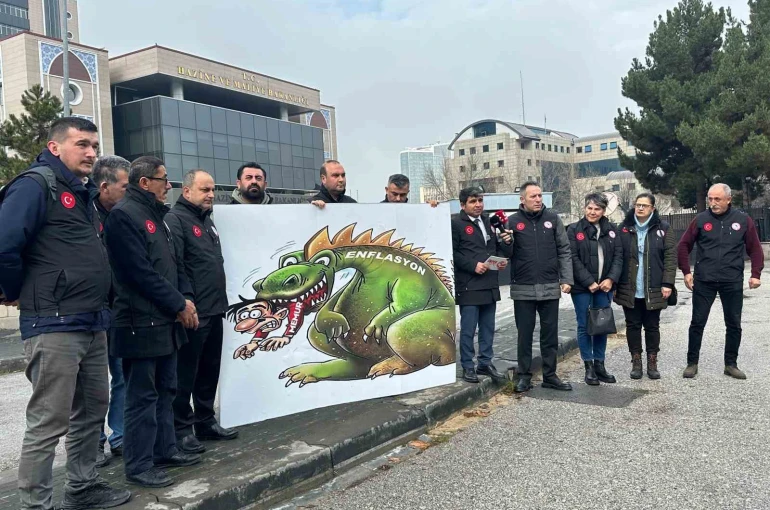 ÜNİPERSEN Başkanı Güzel: "Tüm kamu çalışanları, Ocak maaş artışında refah payı beklemektedir" 