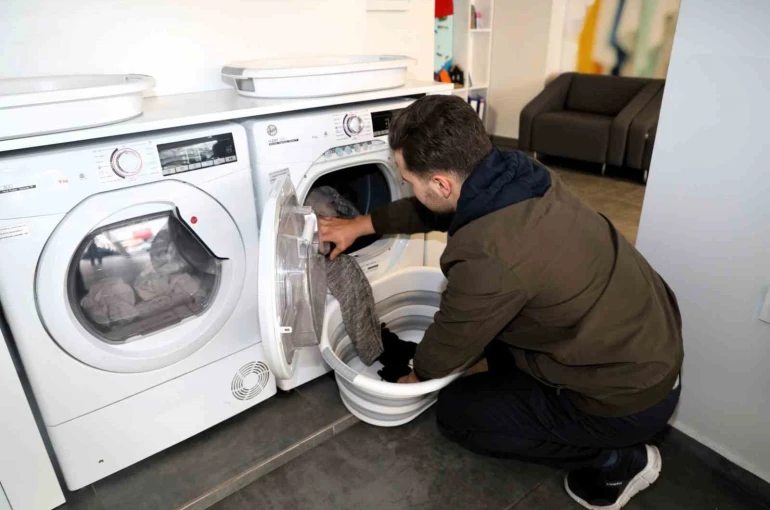 Üniversite öğrencilerine ücretsiz çamaşırhane hizmeti 