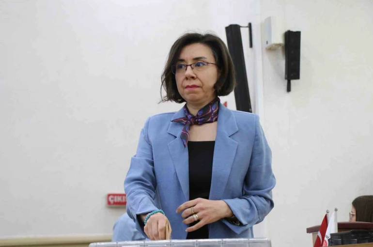 Uşak Belediye Başkan Vekilliğine Hatice Terekeci Özkan seçildi