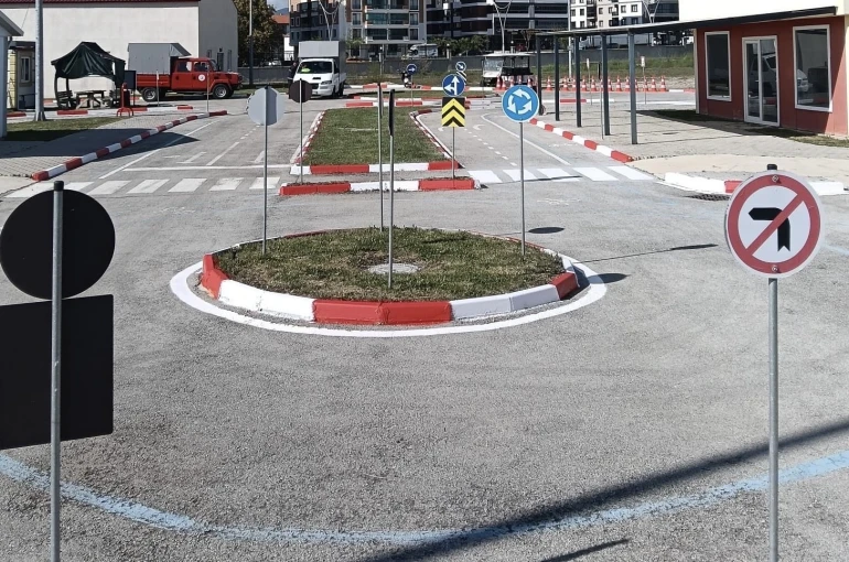 Uşak Çocuk Trafik Eğitim Parkı yenileniyor 