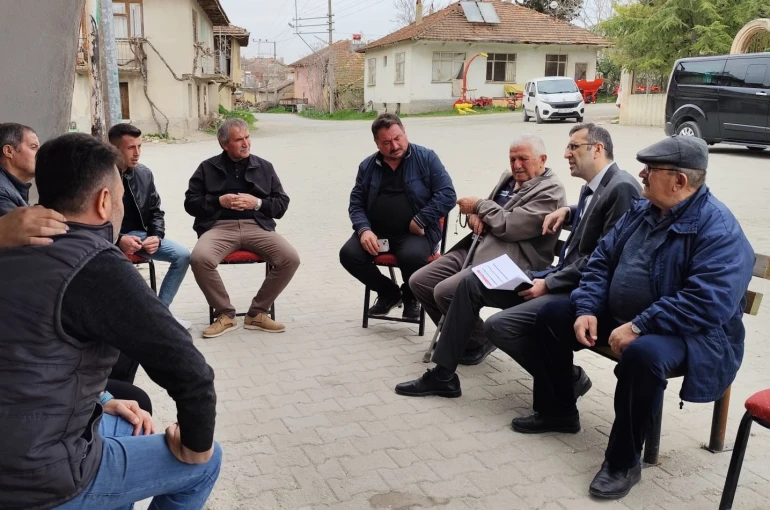 Uşak’ta İl Tarım ve Orman Müdürlüğü ekipleri üreticilerle bir araya geldi 