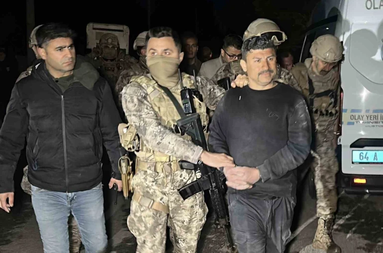 Uşak’ta kavga ihbarına giden polislere ateş açan şüpheli tutuklandı 