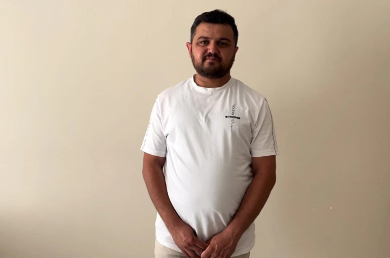 Üsküp caddelerinde seslendirdiği ‘Sivas’ın Yollarına’ türküsü ile büyük beğeni topladı