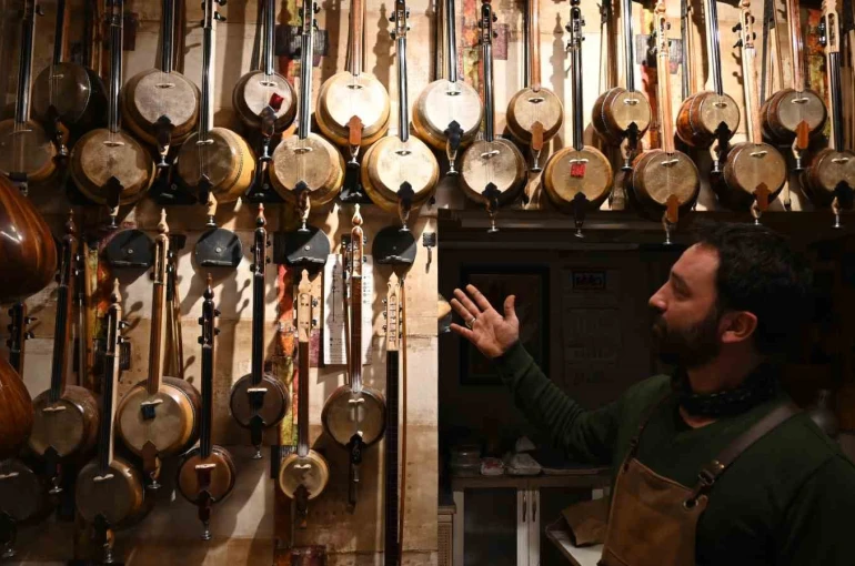 Ustasından devraldı, Cumhurbaşkanlığı Korosuna taşıdı 