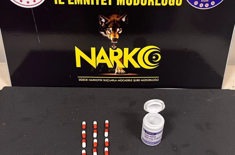 Uyuşturucu hapla yakalanan genç tutuklandı