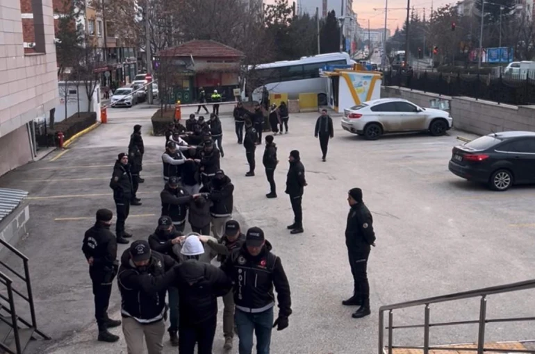 Uyuşturucu operasyonlarında 7 kişi tutuklandı