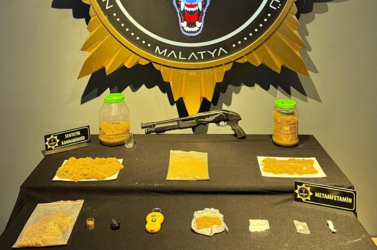 Uyuşturucu operasyonu: 5 gözaltı