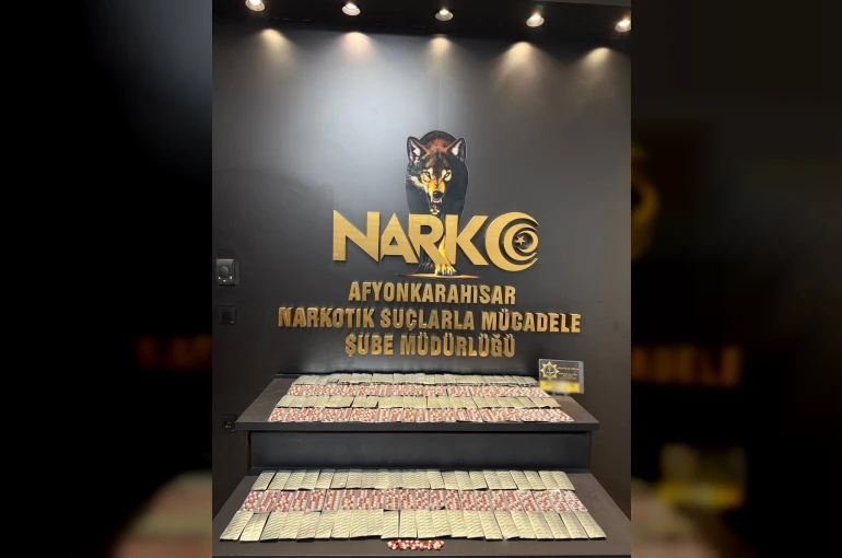 Uyuşturucu operasyonunda iki kişi tutuklandı 