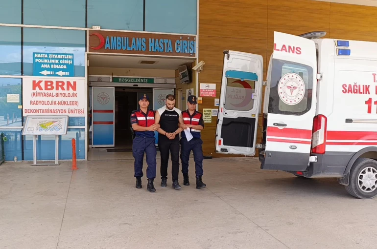 Uyuşturucu taciri suçüstü yakalandı 