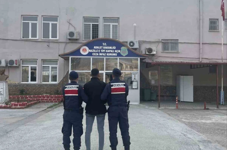 Uyuşturucu ticaretinden aranıyordu, Nazilli’de yakalandı 