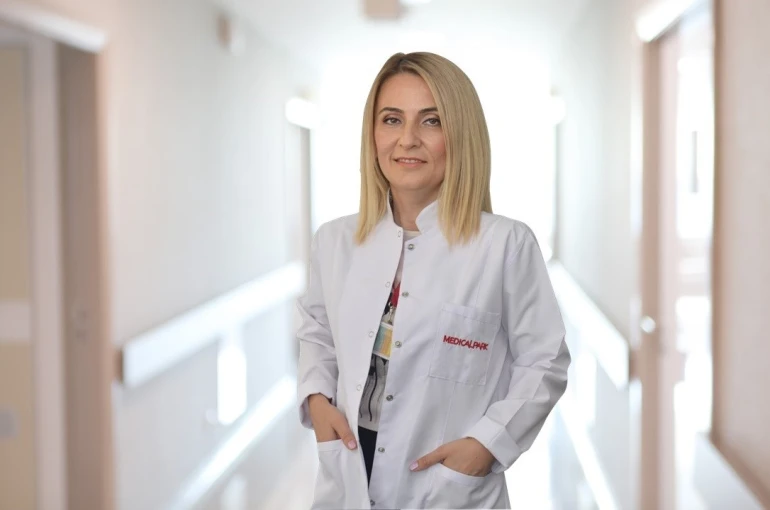 Uzmanı uyardı: "Artan ekran süresi göz kuruluğu ve glokom riskini artırıyor" 