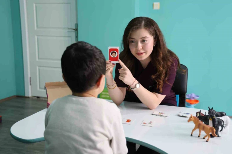 Uzmanı uyardı: "Dil ve konuşma problemlerinde erken müdahale çok önemli" 